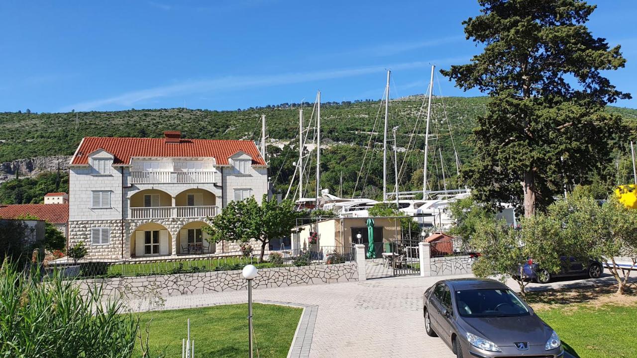 Apartments Lorena Мокошиця Екстер'єр фото